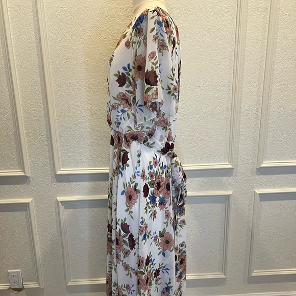 Maxi Flower Print Dress - Picture 3 of 5